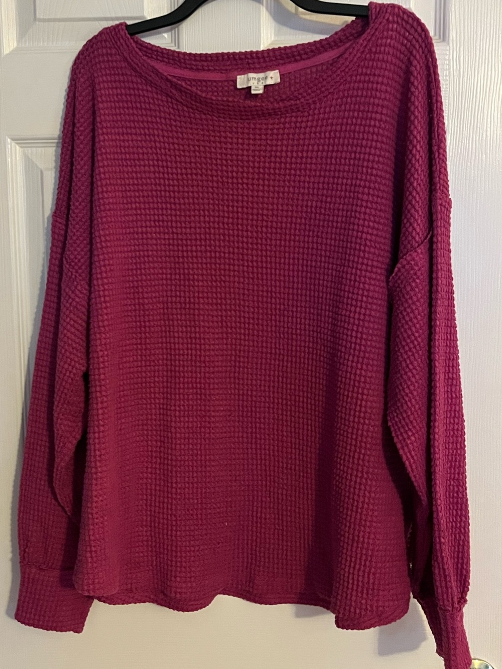 Umgee Women's Waffle-Knit Scoop Neck Sweater in Berry